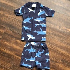 Hanna Andersson organic cotton 2T shark pajamas